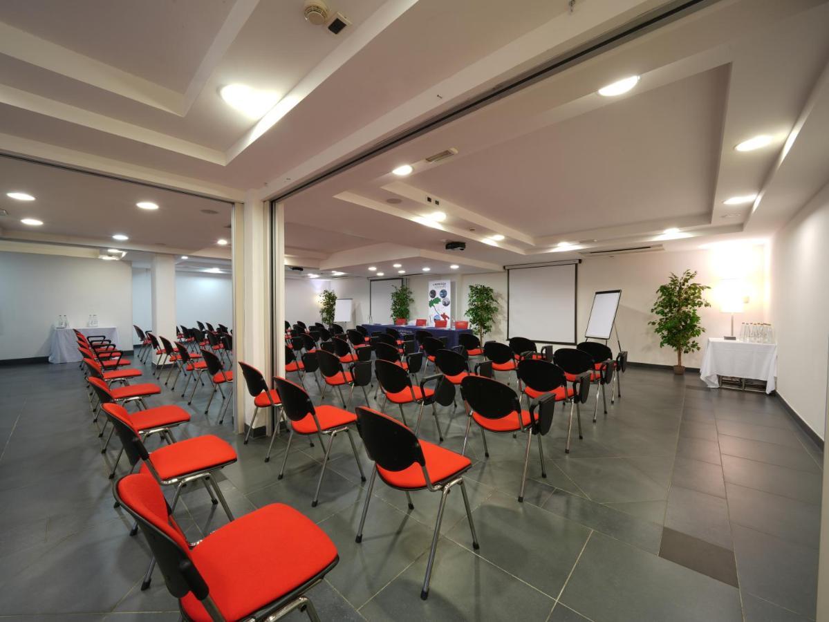 La Meridiana Bleisure Hotel Perugia Ngoại thất bức ảnh