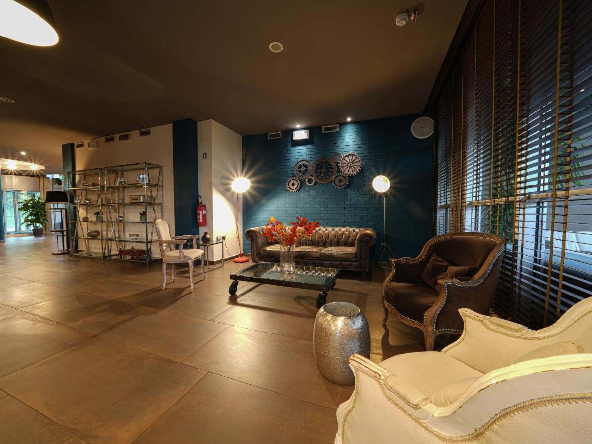 La Meridiana Bleisure Hotel Perugia Ngoại thất bức ảnh